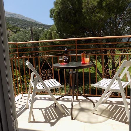 Afrodite Spacious Apartments! Agia Efimia Exterior foto